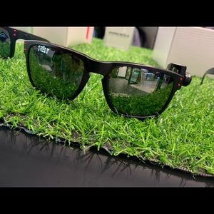 Meet your Posher, Abram